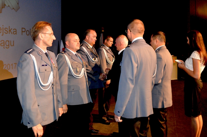 W Święto Policji uhonorowano ponad 100 policjantów. Będzie nowa komenda? (+ zdjęcia) 