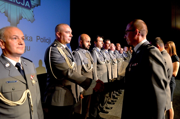 W Święto Policji uhonorowano ponad 100 policjantów. Będzie nowa komenda? (+ zdjęcia) 