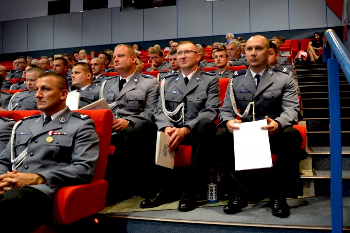 W Święto Policji uhonorowano ponad 100 policjantów. Będzie nowa komenda? (+ zdjęcia) 