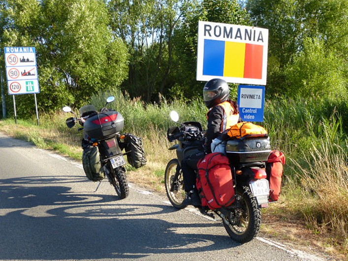 Warto tam pojechać dla widoków i dla ludzi - Karolina Borsukowicz o podróży motocyklowej do Rumunii