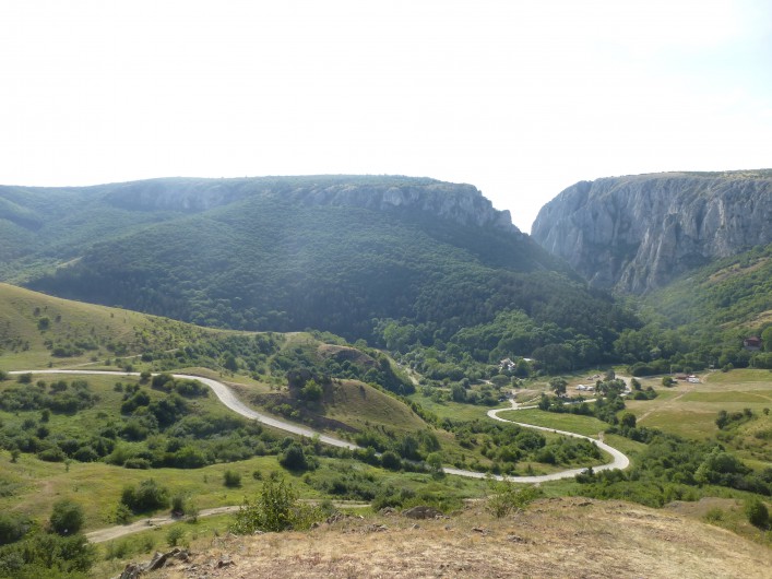 Warto tam pojechać dla widoków i dla ludzi - Karolina Borsukowicz o podróży motocyklowej do Rumunii