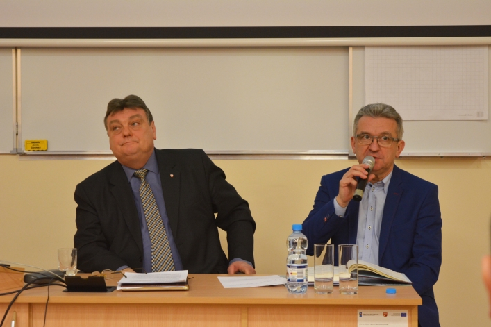 Wiadukt na Zatorze. Mieszkańcy zadają pytania, prezydent odpowiada
