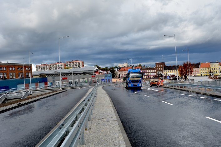 Wiadukt na Zatorze przechodzi próby obciążeniowe