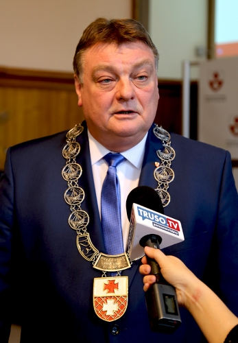 Witold Wróblewski zaprzysiężony na prezydenta Elbląga. „Działajmy razem, ponad podziałami”
