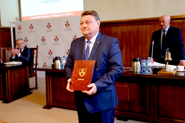 Witold Wróblewski zaprzysiężony na prezydenta Elbląga. „Działajmy razem, ponad podziałami”