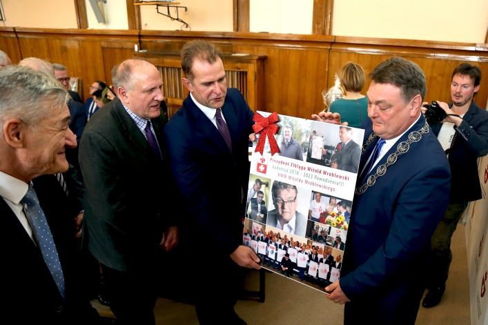 Witold Wróblewski zaprzysiężony na prezydenta Elbląga. „Działajmy razem, ponad podziałami”