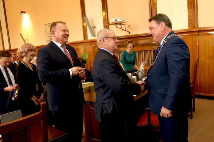 Witold Wróblewski zaprzysiężony na prezydenta Elbląga. „Działajmy razem, ponad podziałami”