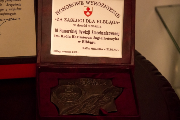 "Wojsko bez sztandaru jest niekompletne...". Ale wkrótce ma się to zmienić
