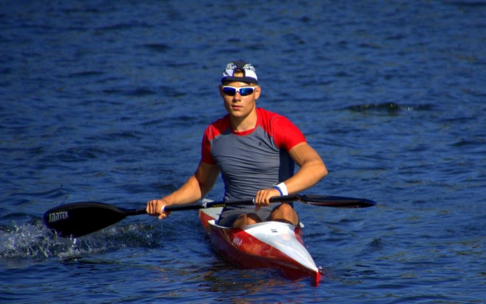 Worek medali dla zawodników sekcji kajakowej ZKS Olimpii Elbląg