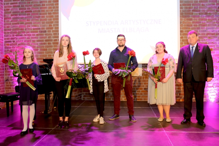 Wręczono Elbląskie Nagrody Kulturalne za 2018 r.