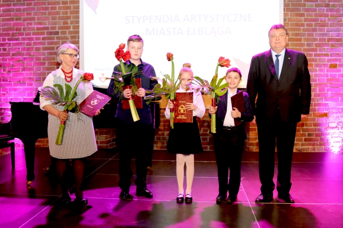 Wręczono Elbląskie Nagrody Kulturalne za 2018 r.