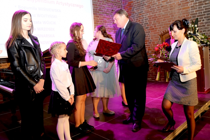 Wręczono Elbląskie Nagrody Kulturalne za 2018 r.