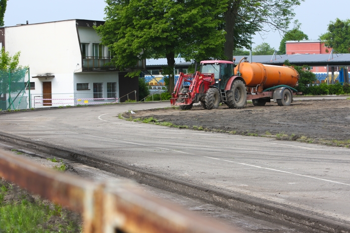 Wrotkarze/łyżwiarze doczekają się toru. Ruszyły prace przy Agrykola (+foto)