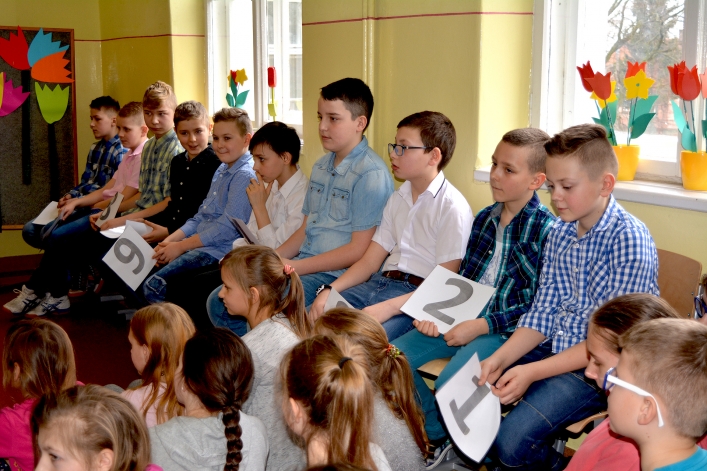 Wybory Mistera Szkoły Podstawowej nr 8 w Elblągu (+ zdjęcia)