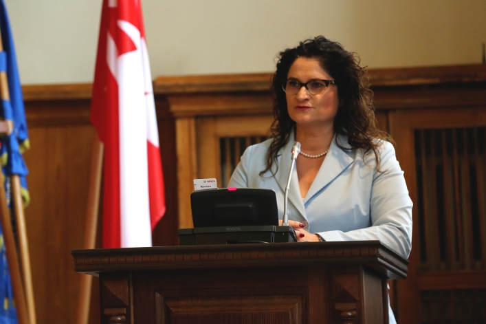 Wyjątkowa sesja Rady Miasta Elbląga z udziałem ministra. 