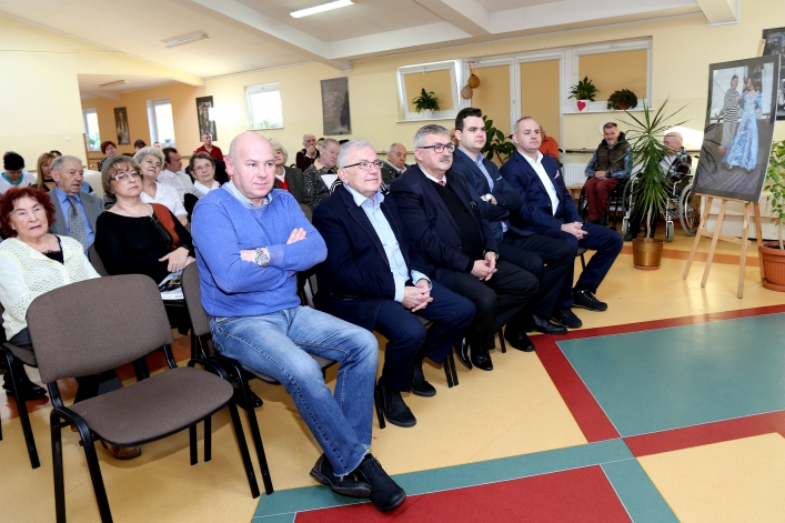 Wyjątkowy kalendarz. Mieszkańcy Niezapominajki w roli piratów 