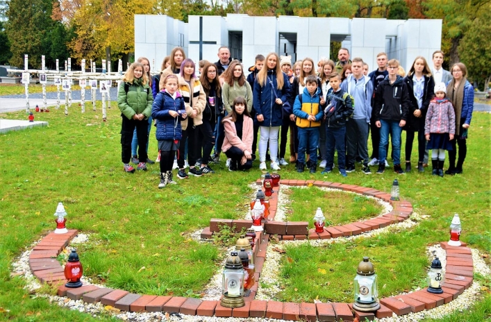Wyjazd laureatów konkursów pod patronatem Prezydenta RP