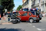 Zderzenie motocykla z samochodem osobowym na skrzyżowaniu ul. Miciekiwcza i Ogrodowej