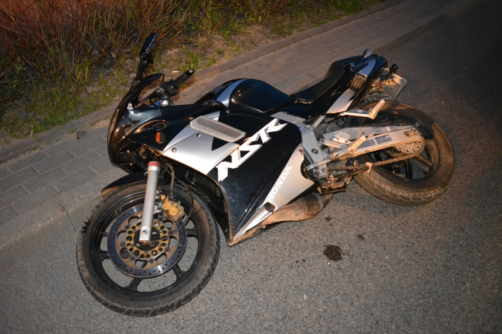 Wypadek motocyklisty na al. Jana Pawła II (+ zdjęcia)