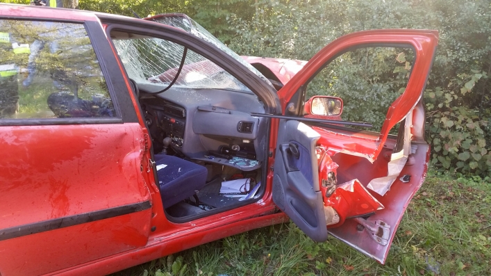 Wypadek na drodze krajowej 504. Kierowca w ciężkim stanie