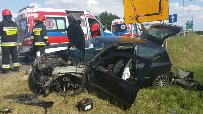Wypadek na siódemce. Dwójka dzieci w szpitalu
