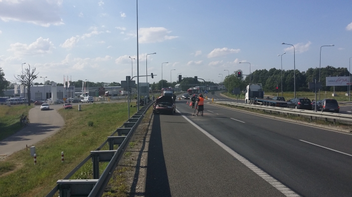Wypadek na siódemce. Dwójka dzieci w szpitalu
