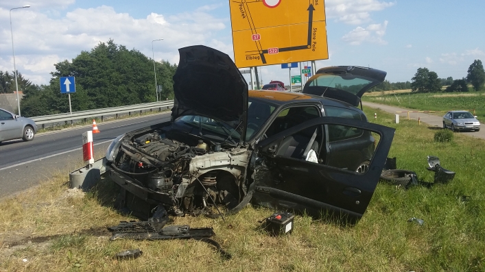 Wypadek na siódemce. Dwójka dzieci w szpitalu