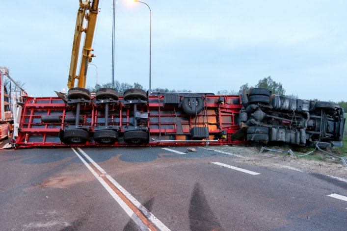 Wypadek na „berlince”. Droga jest nadal zablokowana