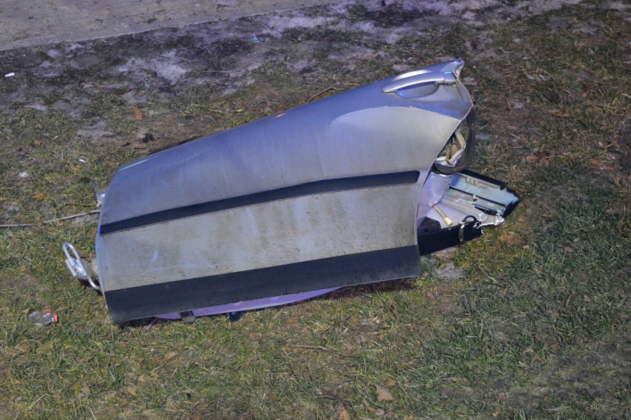 Wypadek przy Placu Słowiańskim. Młody kierowca w szpitalu (+ zdjęcia)