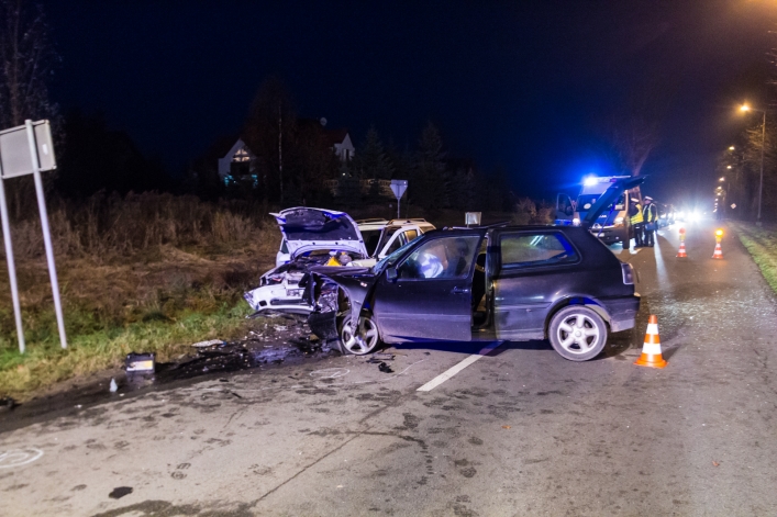 Wypadek w Dąbrowie. 7 osób rannych