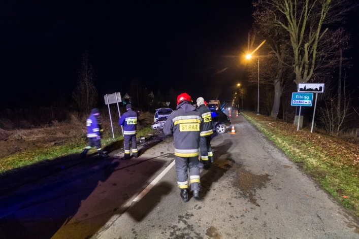 Wypadek w Dąbrowie. 7 osób rannych