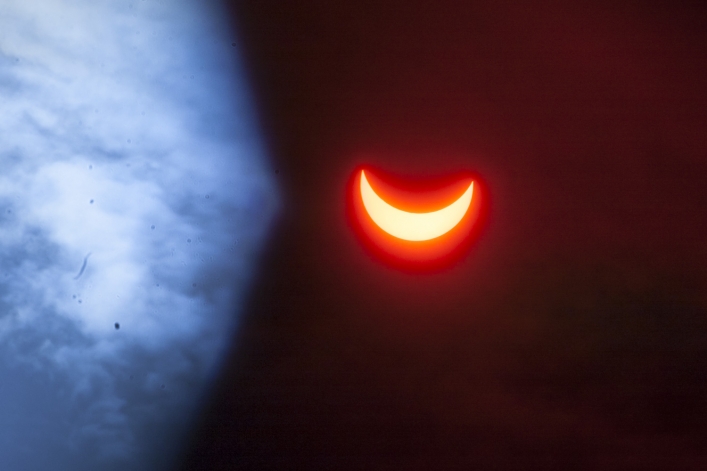 Zaćmienie Słońca - rzadkie zjawisko, uchwycone na fotografii