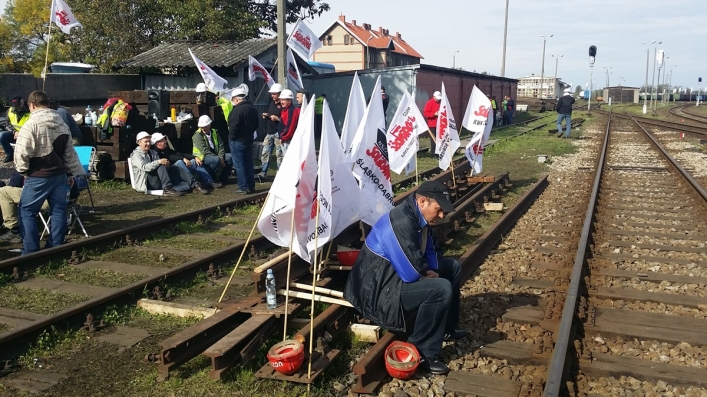 Żądania górników trafią do rządu. Blokada trwa