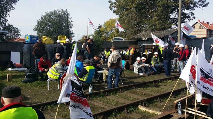Żądania górników trafią do rządu. Blokada trwa