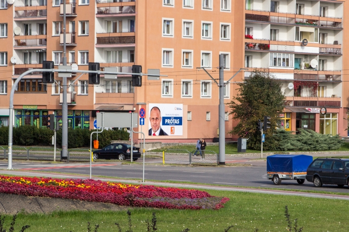 Zaklej kontrkandydata