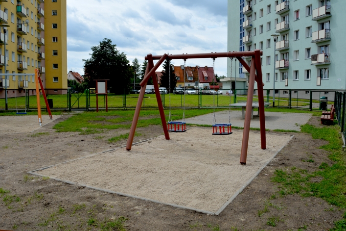 Zatorze. Setki dzieci cieszą się już z nowego placu zabaw