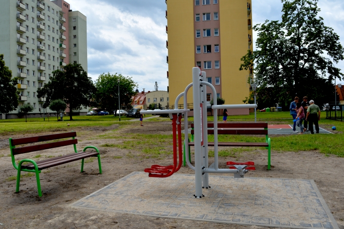 Zatorze. Setki dzieci cieszą się już z nowego placu zabaw
