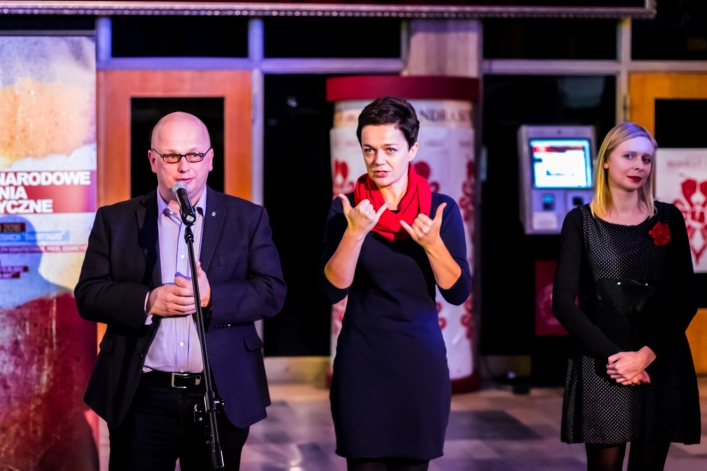 Ze stu tysięcy fotografii wybrali ponad dwadzieścia 