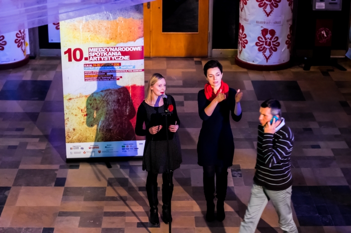 Ze stu tysięcy fotografii wybrali ponad dwadzieścia 