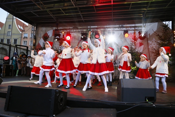 ZZespół Tańca Ludowego MDK