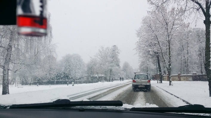 Zima zaskoczyła drogowców czy kierowców?
