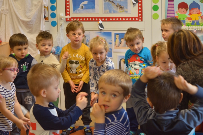 Zimowe zabawy w przedszkolu nr 10 w Elblągu (+ zdjęcia)