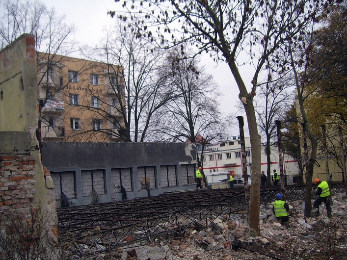 Znikają pustostany przy ul. Winnej