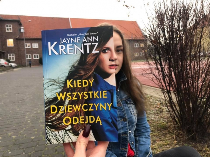 Zobacz w jak oryginalny sposób promuje się czytelnictwo z Zespole Szkół Gospodarczych w Elblągu