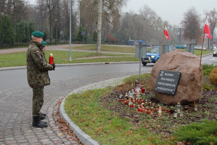 Żołnierska Pamięć o żołnierzach “Niepodległej”