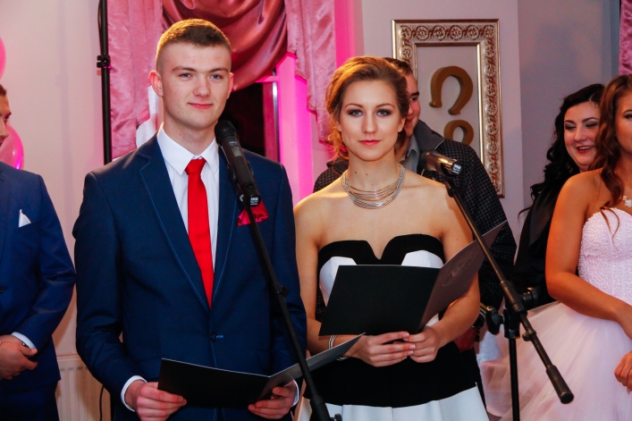 ZSEiO swoją Studniówkę ma za sobą – zobacz zdjęcia!