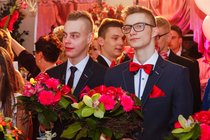 ZSEiO swoją Studniówkę ma za sobą – zobacz zdjęcia!