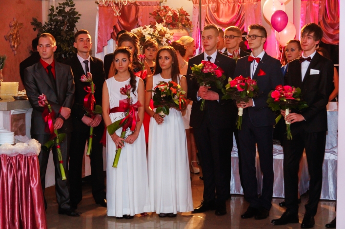 ZSEiO swoją Studniówkę ma za sobą – zobacz zdjęcia!