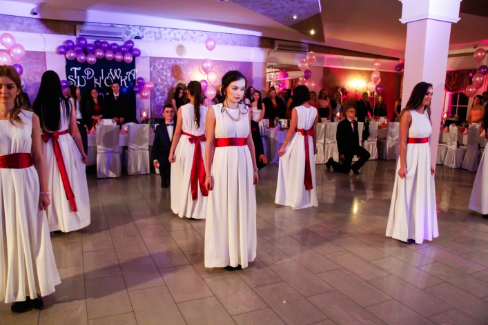 ZSEiO swoją Studniówkę ma za sobą – zobacz zdjęcia!