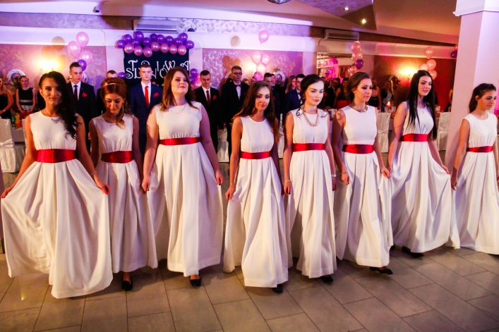 ZSEiO swoją Studniówkę ma za sobą – zobacz zdjęcia!